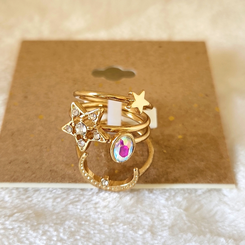 Celestial Ring Set Sun Moon & Stars 4-Piece Ring Set Size 7 2/$20